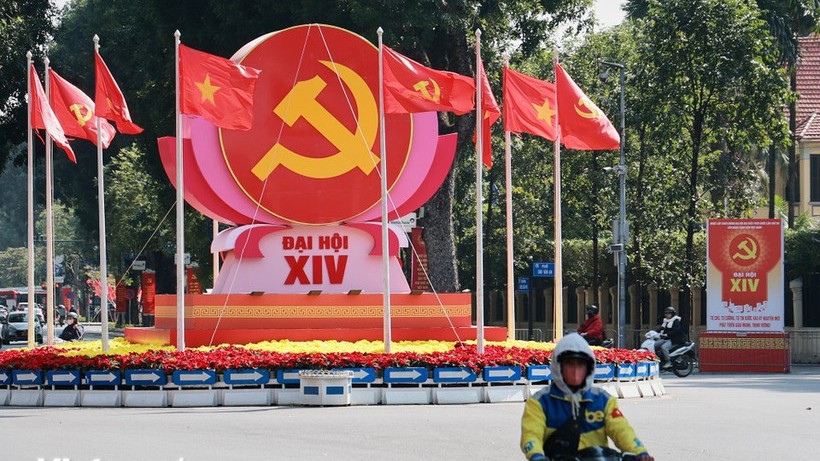 dai hoi xiv cua dang ky vong vao cac dinh huong chien luoc va quyet sach lon