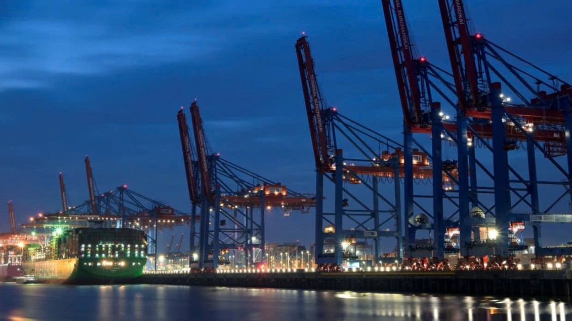 Châu Âu có thể giảm rào cản nội bộ để bù đắp sụt giảm xuất khẩu sang Mỹ