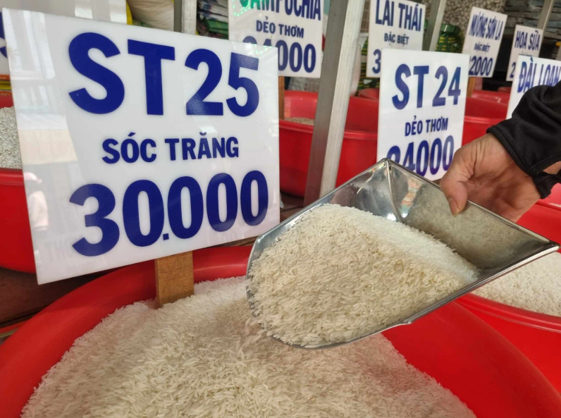 Ngày 20/1: Giá một số loại gạo xuất khẩu tăng, lúa ổn định