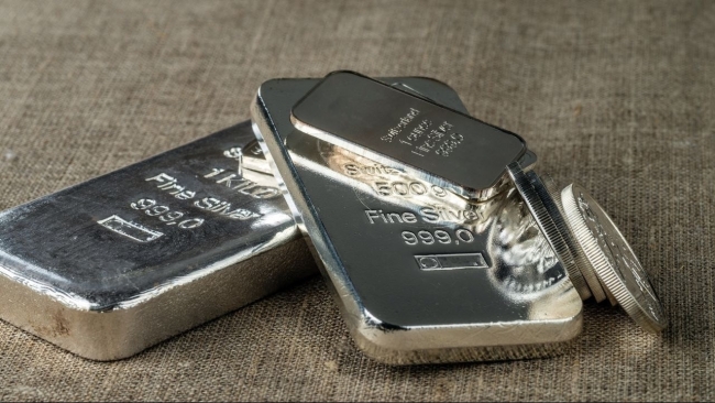 Ngày 23/1: Giá bạc trong nước và thế giới đồng loạt giảm