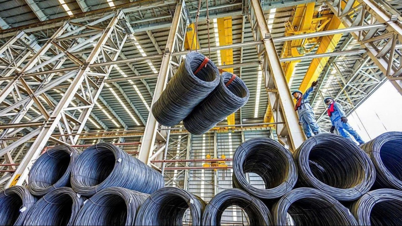 Ngày 23/1: Giá thép tăng, quặng sắt kỳ hạn giảm phiên thứ năm liên tiếp