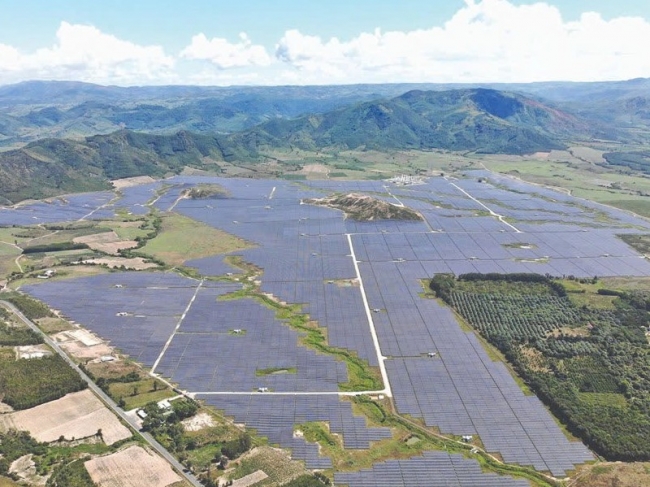 Khi dòng vốn chọn “xanh” và “số”