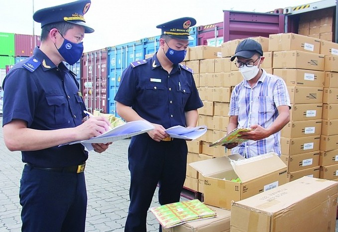 Bộ Tài chính phân cấp hoạt động kiểm tra chuyên ngành trong một số lĩnh vực của Bộ