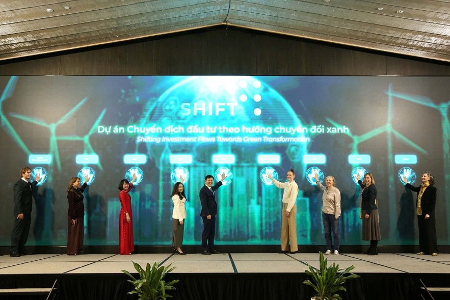 Mở đường cho khu vực tư nhân và vốn quốc tế tham gia chuyển đổi xanh