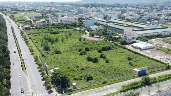 Miền Trung tập trung bình ổn giá đất