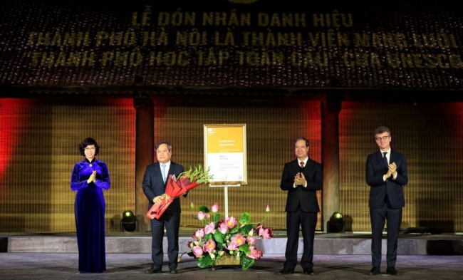 Hà Nội đón nhận danh hiệu Thành phố học tập toàn cầu của UNESCO