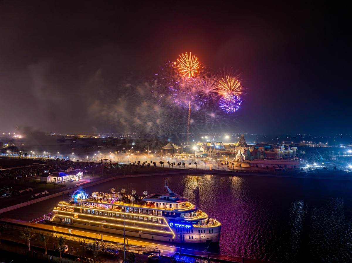 Vinhomes Royal Island - “Danh thiếp hạng sang” mới của giới tinh hoa Hải Phòng