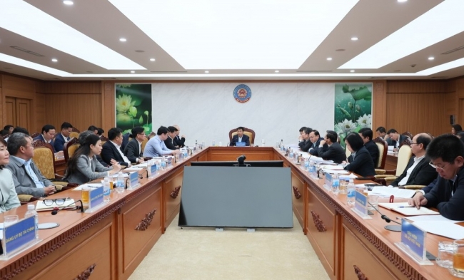 Tháng đầu năm: Thu ngân sách tăng hơn 20%, phân bổ 947,4 nghìn tỷ đồng vốn đầu tư công