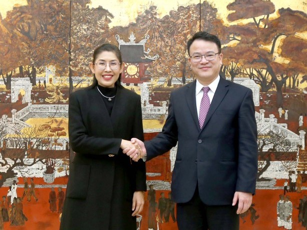 Thứ trưởng Trần Quốc Phương tiếp Đại sứ Thái Lan tại Việt Nam