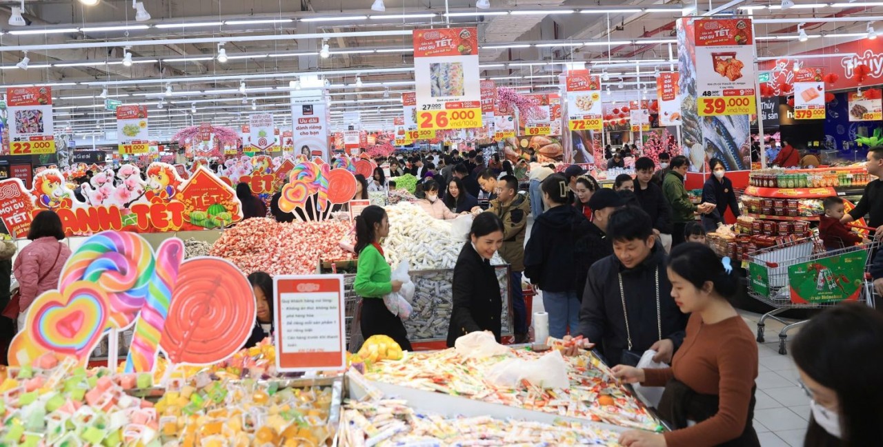 Cận Tết, không có hiện tượng khan hiếm hàng hóa hay tăng giá bất hợp lý Cận Tết, không có hiện tượng khan hiếm hàng hóa hay tăng giá bất hợp lý