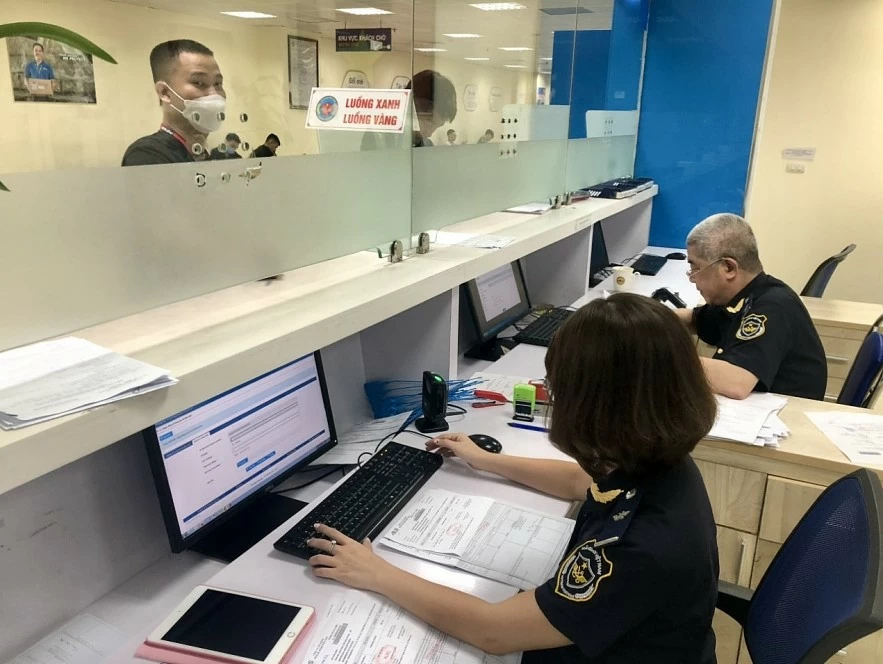 undefined Hải quan khu vực I trực Tết 2026 24/7, tạo thông thoáng xuất nhập khẩu, xuất nhập cảnh