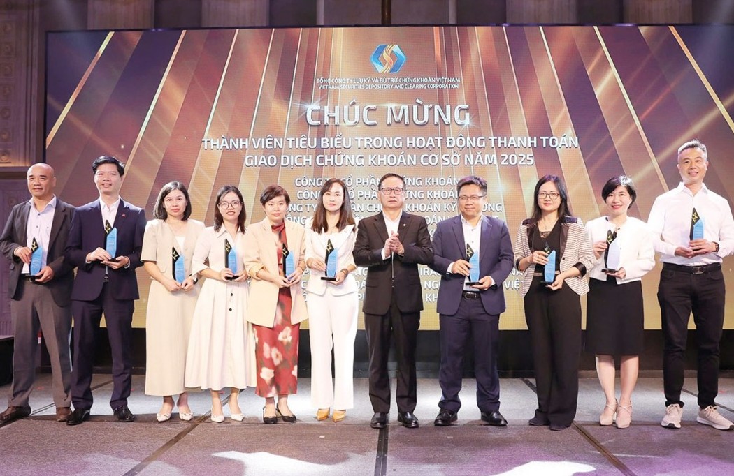 Sẵn sàng “đón gió Đông” cùng thị trường chứng khoán