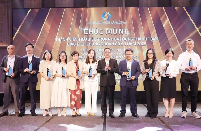 Sẵn sàng “đón gió Đông” cùng thị trường chứng khoán