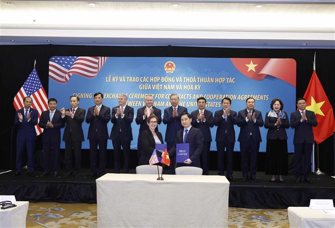 Tổng Bí thư Tô Lâm chứng kiến lễ ký và trao các thoả thuận hợp tác giữa Việt Nam và Hoa Kỳ- Ảnh 6.