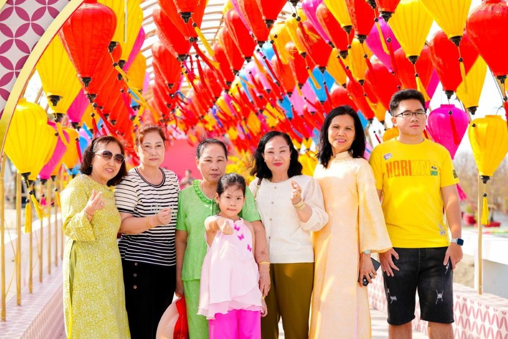 Đón Tết kiểu mới: Du xuân kết hợp xem đất, Cần Giờ tấp nập giao dịch đầu năm Đón Tết kiểu mới: Du xuân kết hợp xem đất, Cần Giờ tấp nập giao dịch đầu năm