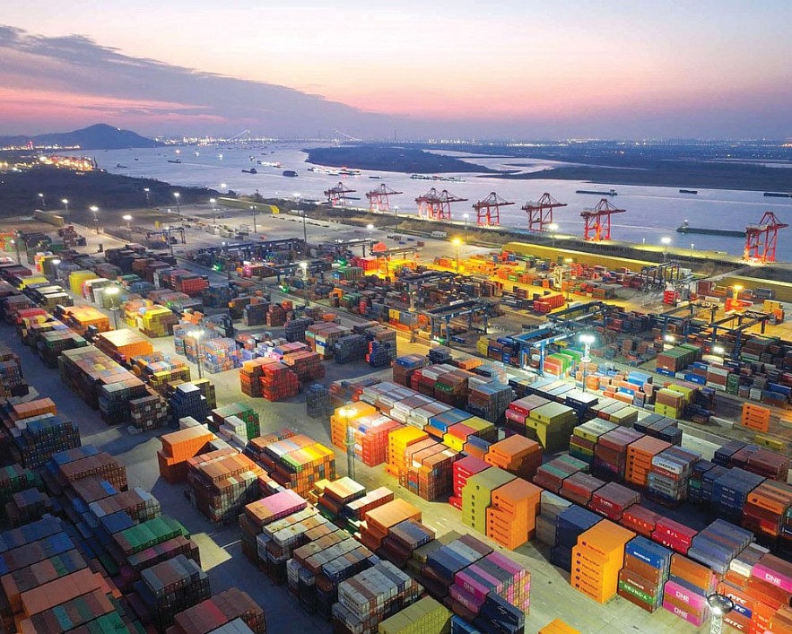 Cơ hội phục hồi đan xen thách thức