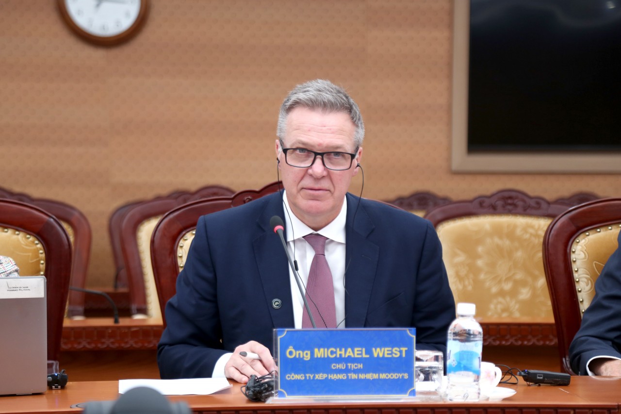 Bộ trưởng Nguyễn Văn Thắng tiếp Chủ tịch Moody’s Ratings Michael West Bộ trưởng Nguyễn Văn Thắng tiếp Chủ tịch Moody’s Ratings Michael West