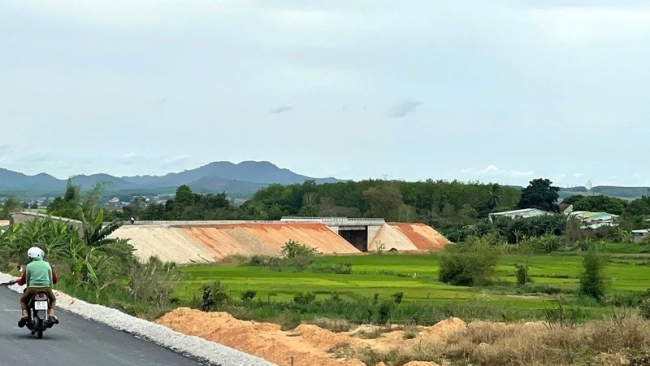 Giải ngân vốn đầu tư công thấp, Quảng Ngãi tập trung tháo gỡ “nút thắt”