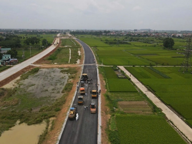 Hà Nội đẩy mạnh hai dự án hạ tầng chiến lược, tối ưu nguồn lực đầu tư