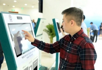 Hà Nội đẩy mạnh tái cấu trúc thủ tục hành chính, phấn đấu 95% hồ sơ xử lý trực tuyến