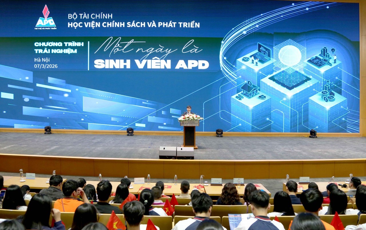 Một ngày là sinh viên Học viện Chính sách và Phát triển năm 2026