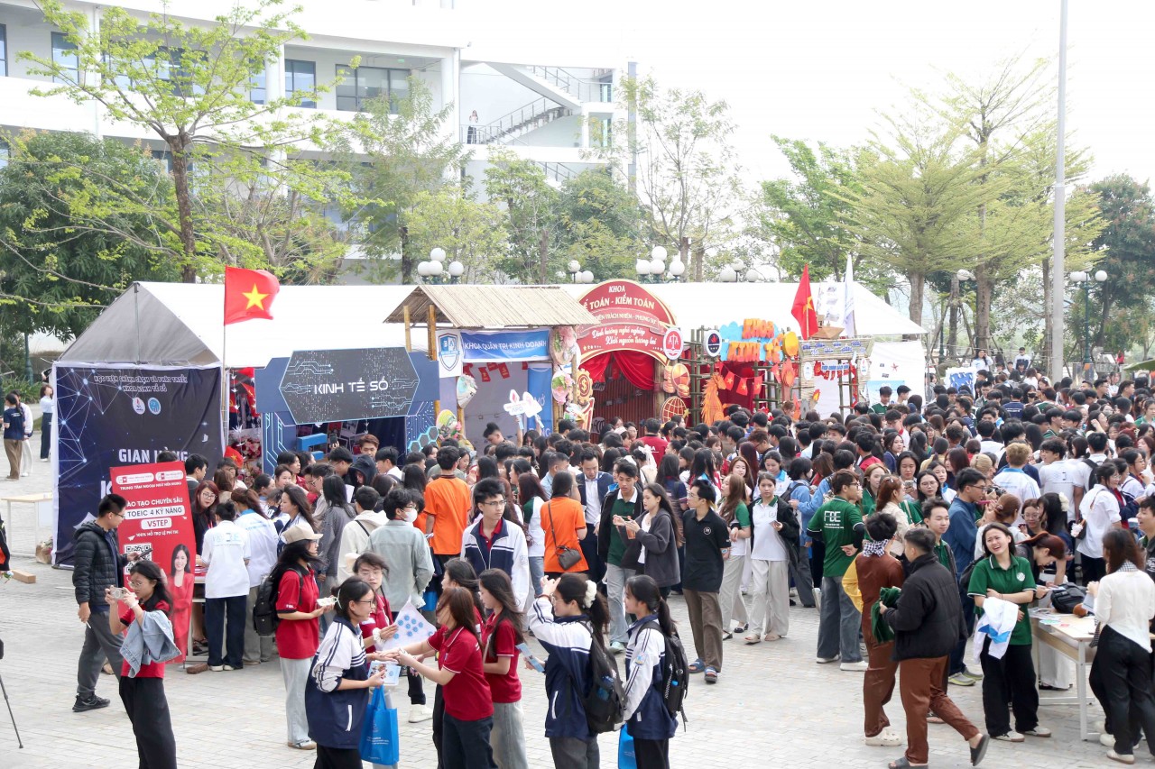 Một ngày là sinh viên Học viện Chính sách và phát triển năm 2026