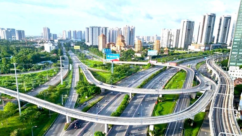 Người có thu nhập 21 - 35 triệu đồng/tháng “mắc kẹt” khi mua nhà ở đô thị