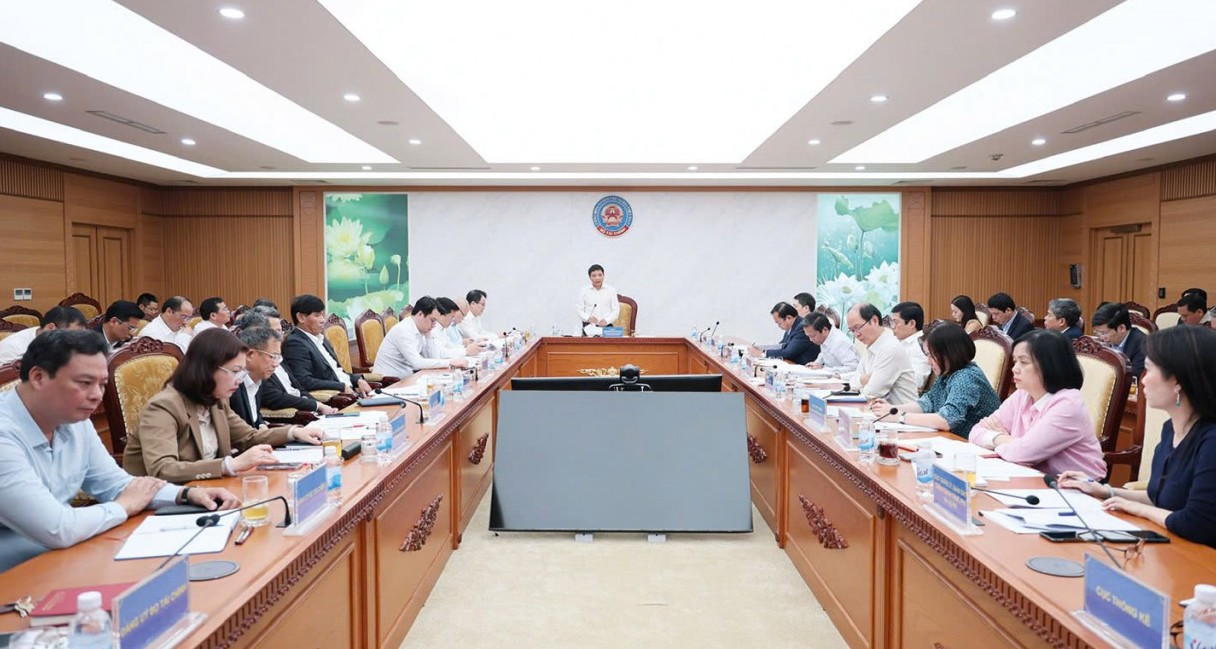 Kiên định mục tiêu tăng trưởng 10%, phát huy tối đa nội lực