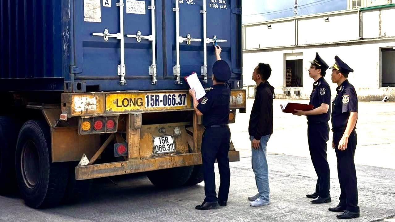 Hải quan phát hiện 3.635 vụ buôn lậu, gian lận thương mại trong 2 tháng cao điểm