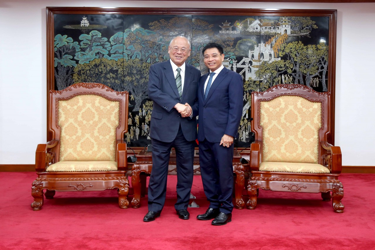 Bộ trưởng Nguyễn Văn Thắng tiếp Cố vấn đặc biệt Liên minh Nghị sĩ Hữu nghị Nhật Bản - Việt Nam