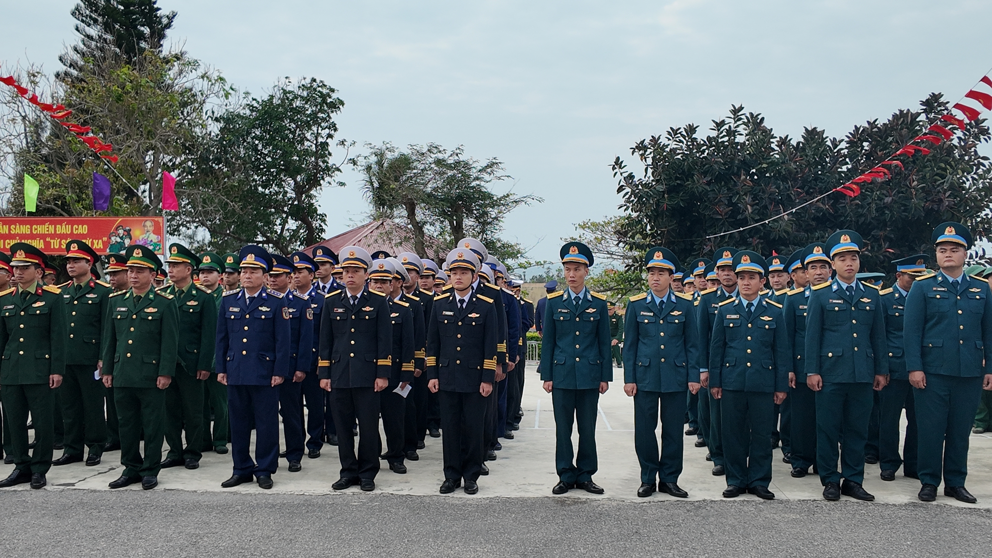 Cử tri đặc khu Bạch Long Vĩ (Hải Phòng) bầu cử sớm- Ảnh 1.