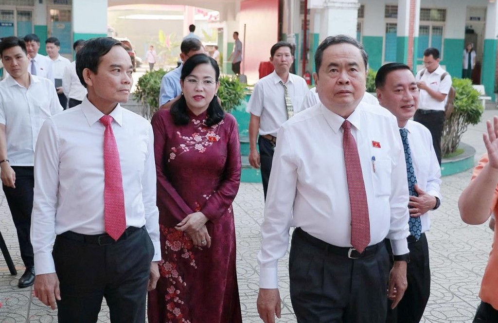 Chủ tịch Quốc hội Trần Thanh Mẫn tham dự, bỏ phiếu bầu cử tại xã Hóc Môn, TP. Hồ Chí Minh