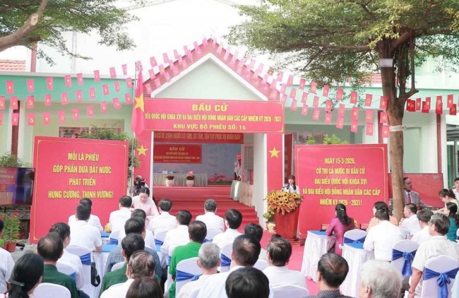 Ngày hội bầu cử tại TP.Hồ Chí Minh: Hơn 13% cử tri đã tham gia bỏ phiếu sau 2 giờ khai mạc