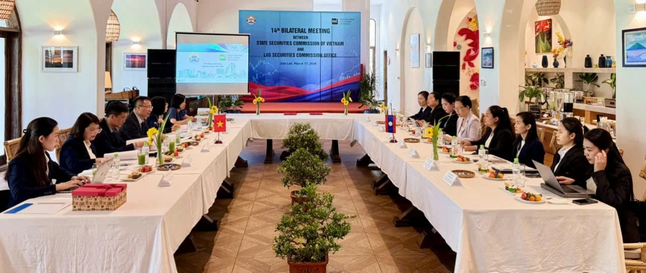 Tăng cường hợp tác phát triển thị trường vốn Việt Nam - Lào Tăng cường hợp tác phát triển thị trường vốn Việt Nam - Lào