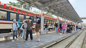 Ngành đường sắt tăng chuyến phục vụ Giỗ Tổ và lễ 30/4 - 1/5