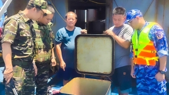 Hải quan tăng cường tuần tra xăng dầu cửa khẩu, cảng biển