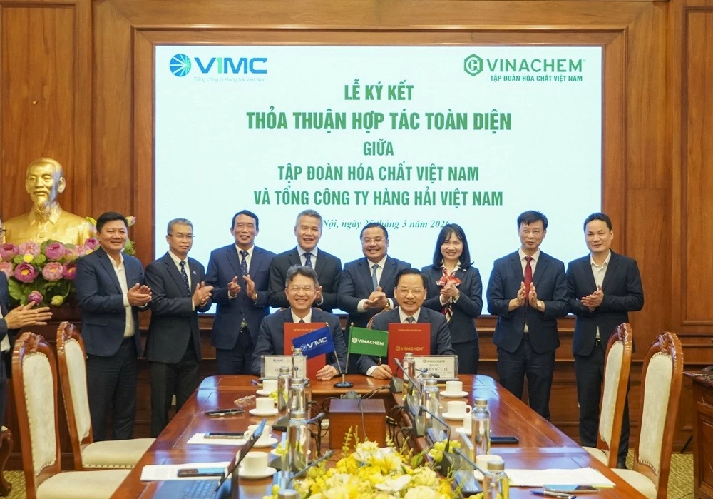 Vinachem và Tổng công ty Hàng hải Việt Nam ký kết thỏa thuận hợp tác toàn diện Vinachem và Tổng công ty Hàng hải Việt Nam ký kết thỏa thuận hợp tác toàn diện