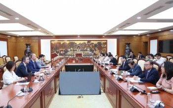 Thứ trưởng Trần Quốc Phương tiếp và làm việc với Đoàn công tác Quỹ Tiền tệ quốc tế