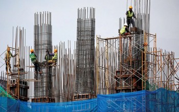 Vật liệu xây dựng đồng loạt tăng giá