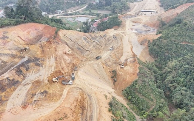 Biến số lớn mang tên giá nhiên, vật liệu tại các dự án giao thông