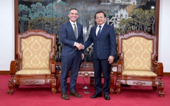 Bộ Tài chính Việt Nam và Manulife đóng góp tích cực vào sự phát triển bền vững của thị trường bảo hiểm