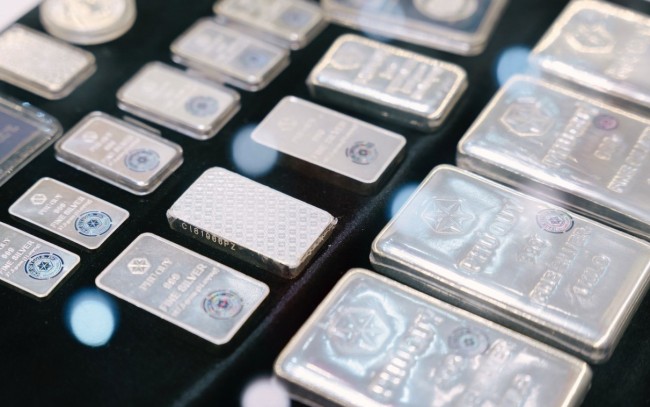 Ngày 9/4: Giá bạc trong nước và thế giới đồng loạt tăng vọt