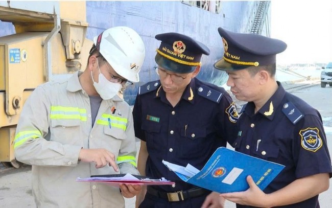 Nhiều thủ tục, điều kiện kinh doanh trong lĩnh vực hải quan, kế toán được cắt giảm, đơn giản hóa