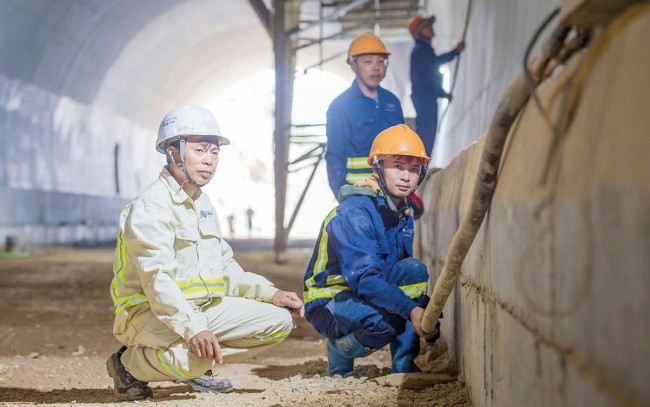 Chính sách tài khóa - "bệ đỡ" cho tăng trưởng