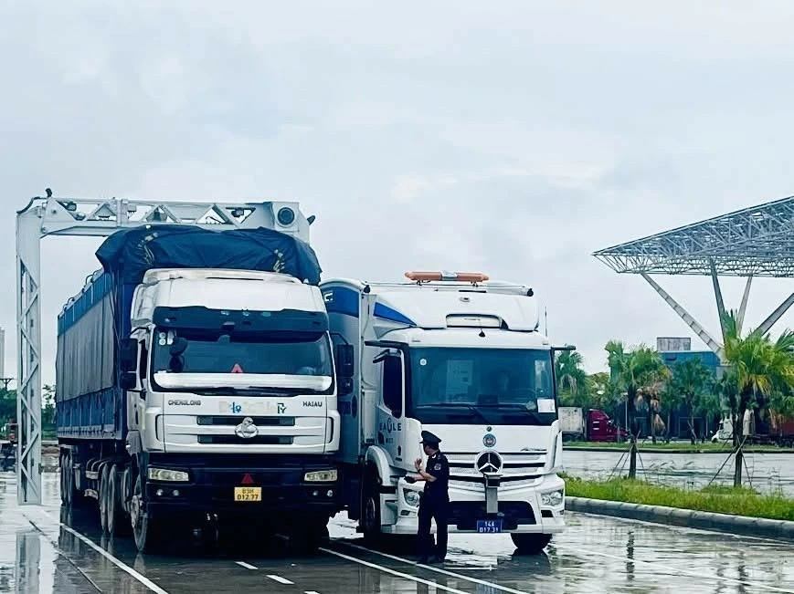 Hoả tốc, Hải quan chỉ đạo thông quan 24/7, siết chống buôn lậu dịp nghỉ lễ 30/4 - 1/5