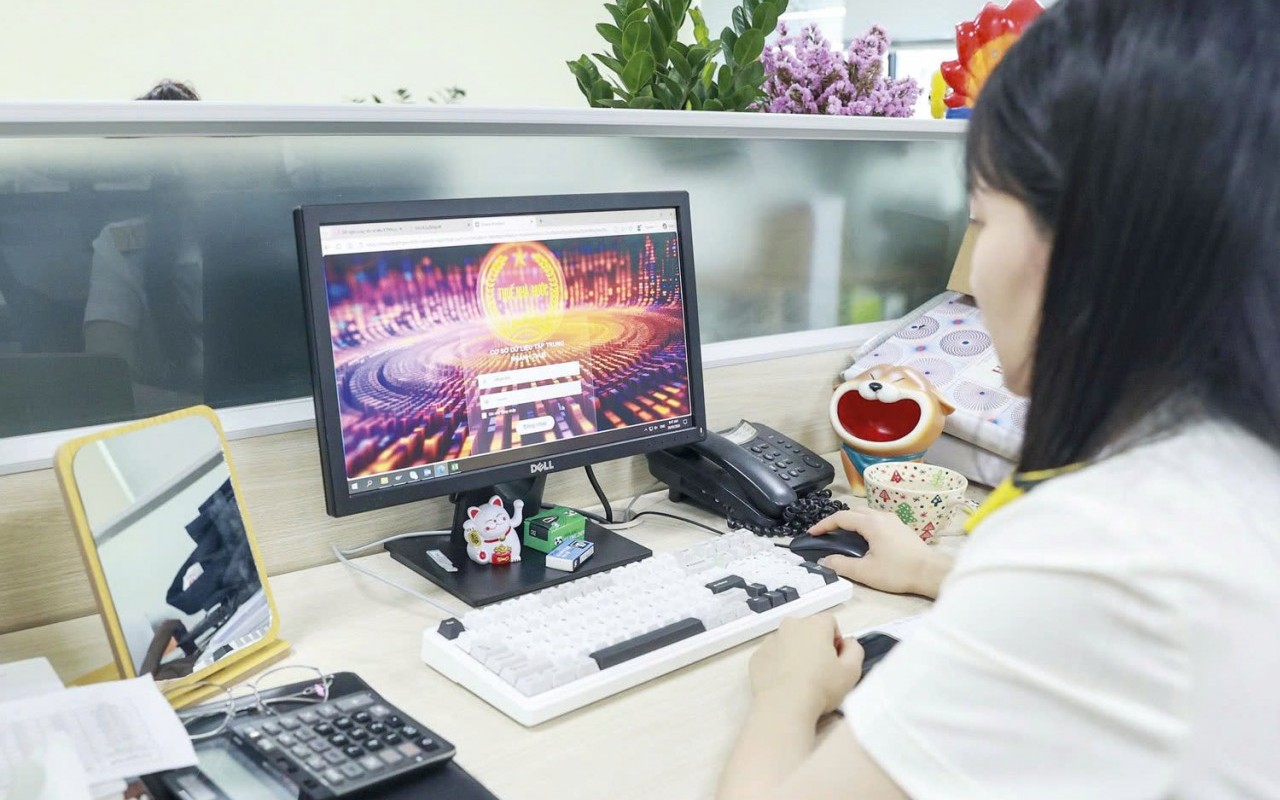 quan ly thue trong ky nguyen so khong the danh gia bang bai toan chi phi ngan han