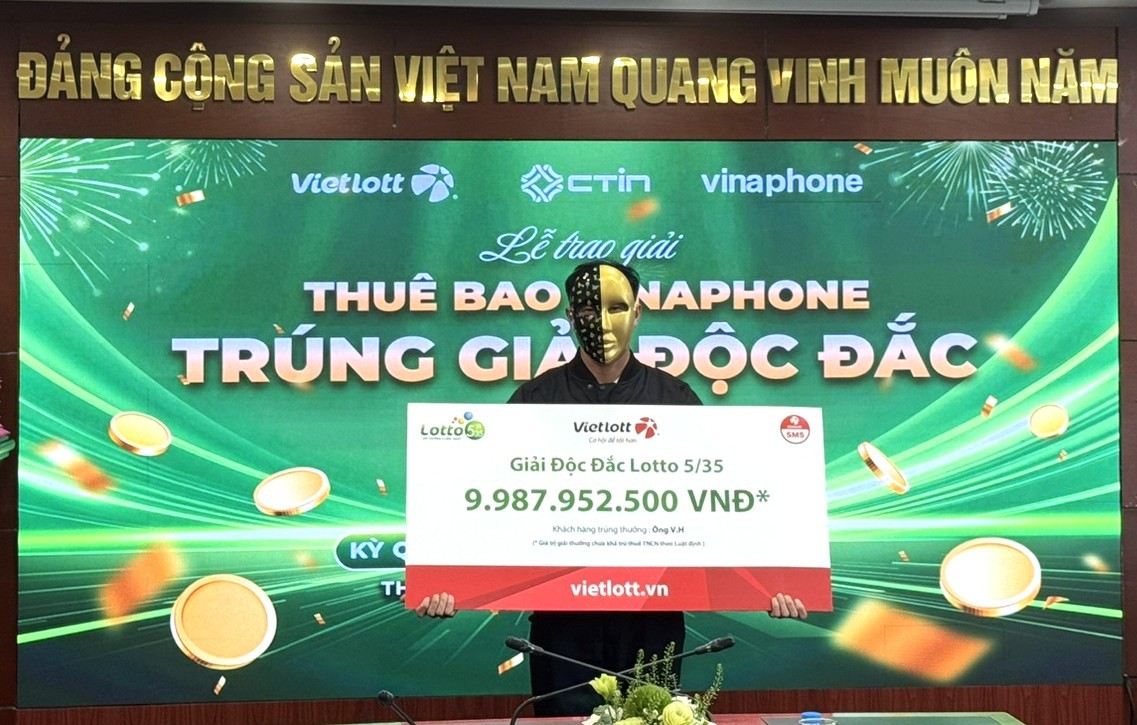 Người đàn ông tại Quảng Trị trúng độc đắc xổ số quay nhanh Lotto 5/35 gần 9,99 tỷ đồng nhờ chọn số theo giấc mơ