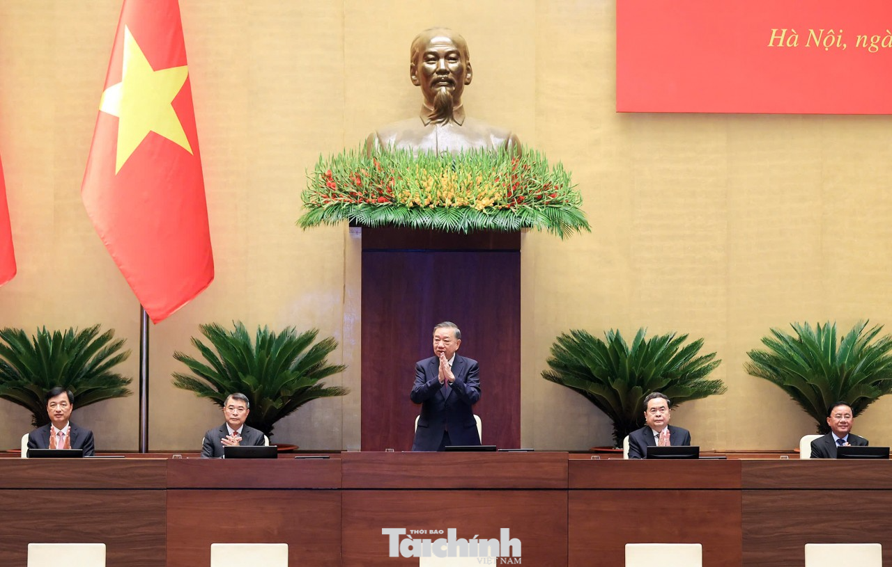 “Mạch máu” tài chính quốc gia vận hành thông suốt trong mô hình mới “Mạch máu” tài chính quốc gia vận hành thông suốt trong mô hình mới
