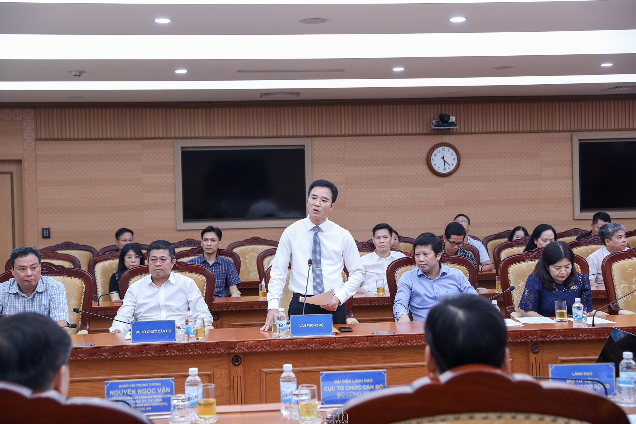 Bộ Tài chính bổ nhiệm Đại tá Vũ Cao Sơn giữ chức Chánh Văn phòng Bộ