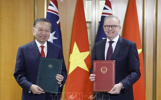 tong bi thu chu tich nuoc to lam chung kien trao cac van kien hop tac giua viet nam va australia
